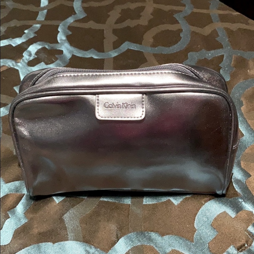CALVIN KLEIN Cosmetic Bag 🎉FINAL PRICE🎉